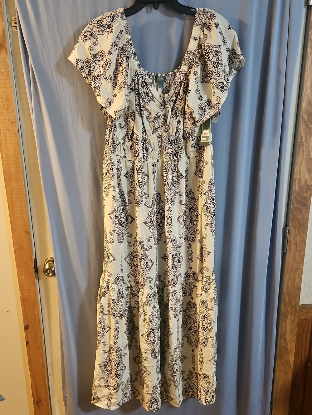 Terra & Sky Sweetheart Maxi Dress: Ornamental Paisley Milk Chocolate: NWT: 0X
